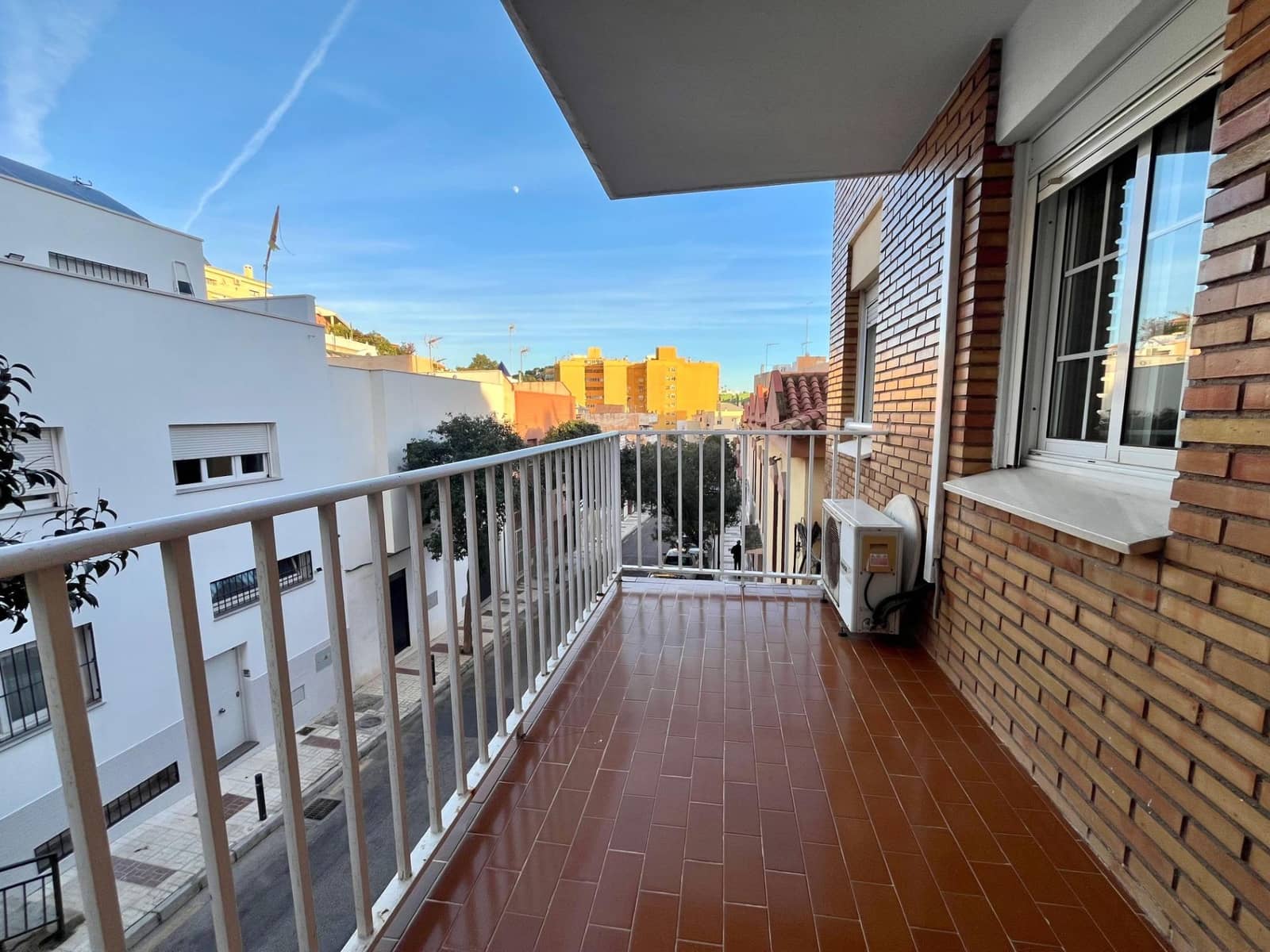 4 slaapkamer Flat te koop in Malaga stad - € 400.000 (Ref: 9431343)