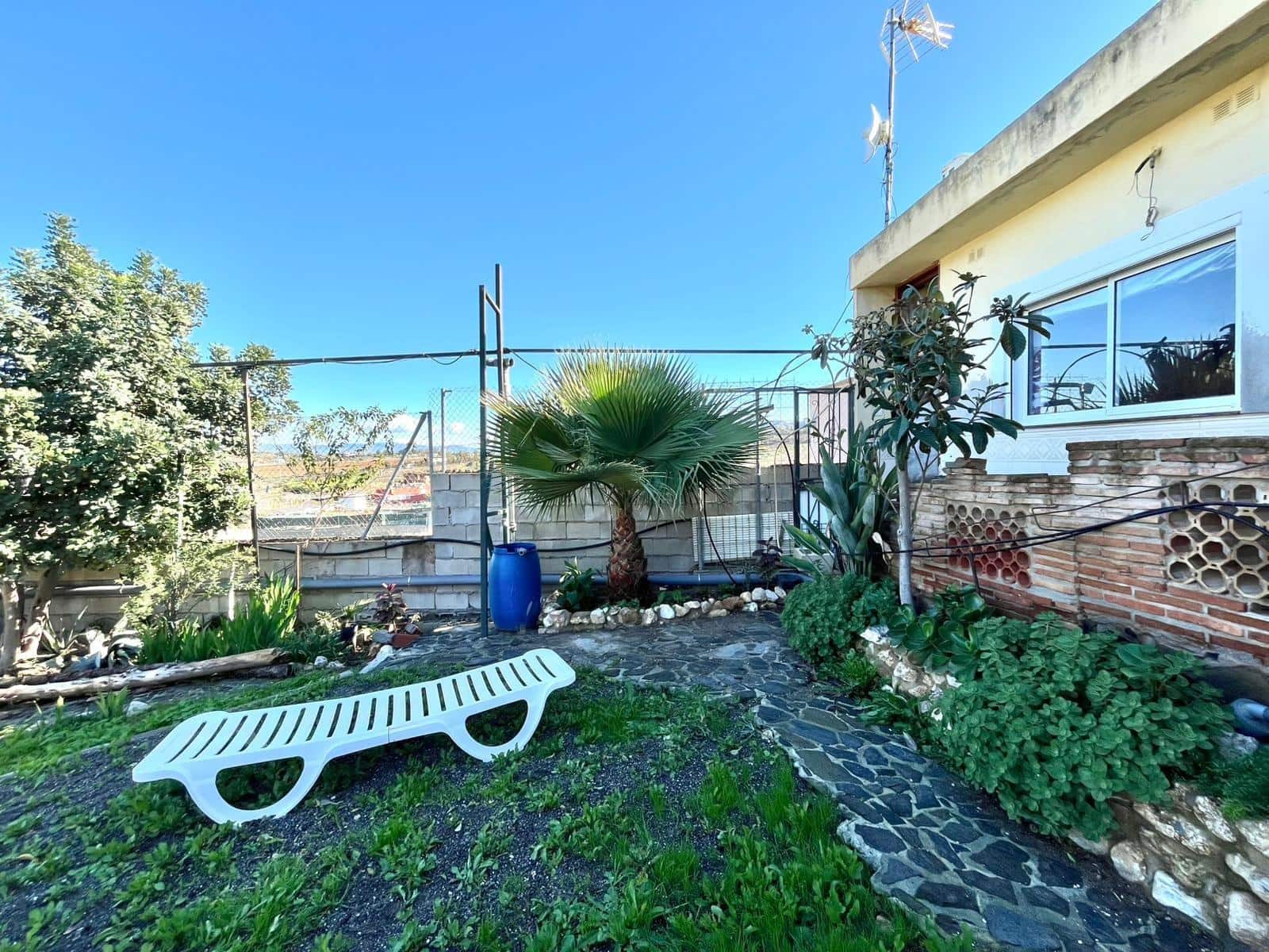 3 soveværelse Finca/Landehus til salg i Cartama - € 150.000 (Ref: 9431344)