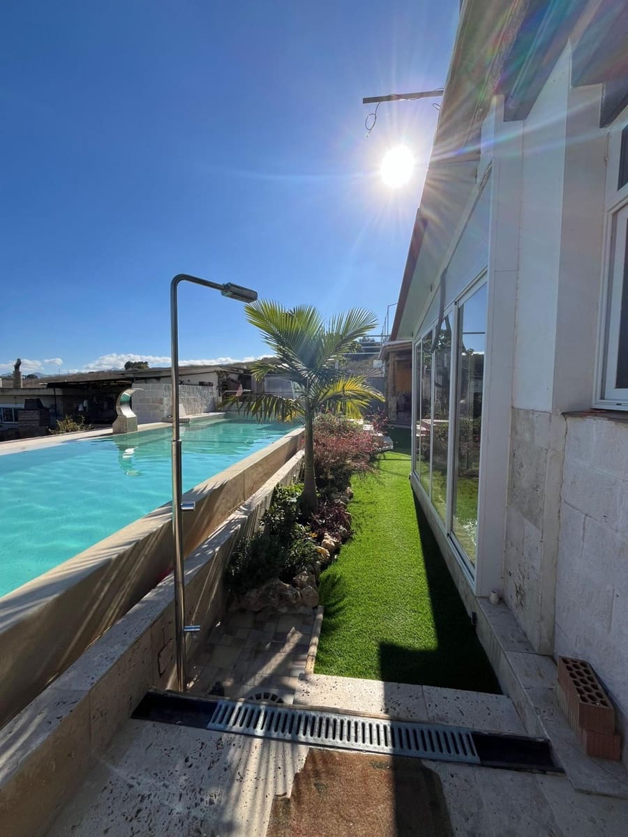 5 sypialnia Finka/Dom wiejski na sprzedaż w Cartama z basenem garażem - 450 000 € (Ref: 9431345)