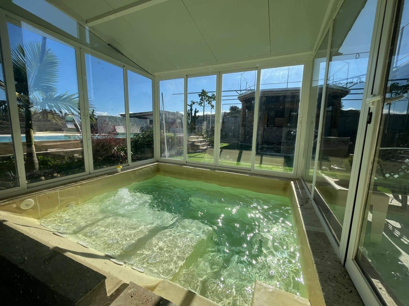 5 sypialnia Finka/Dom wiejski na sprzedaż w Cartama z basenem garażem - 450 000 € (Ref: 9431345)