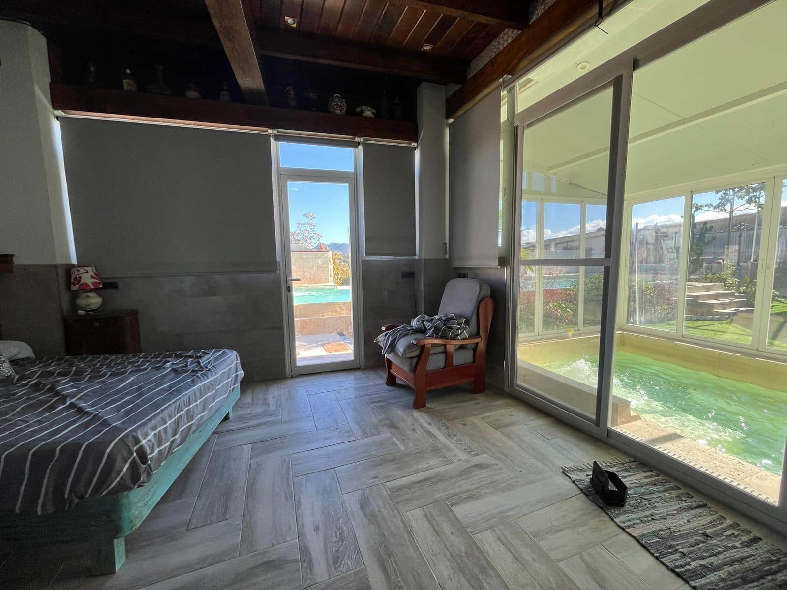 5 sypialnia Finka/Dom wiejski na sprzedaż w Cartama z basenem garażem - 450 000 € (Ref: 9431345)