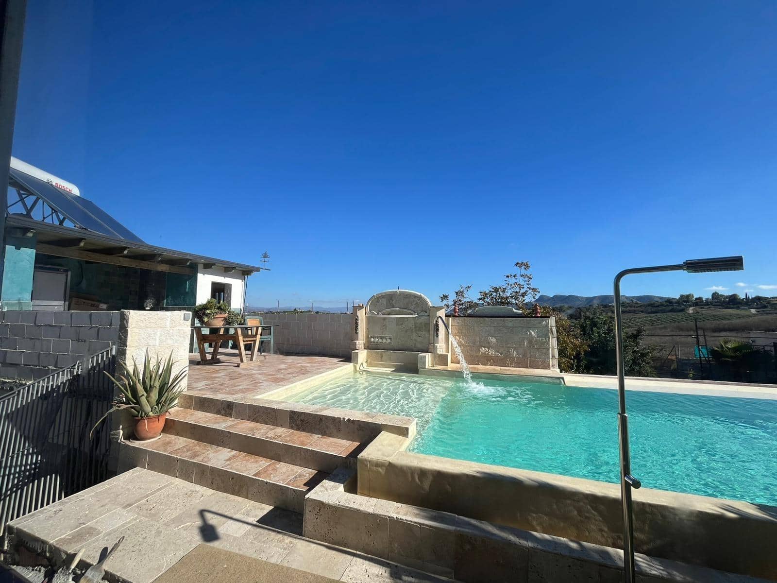 5 sypialnia Finka/Dom wiejski na sprzedaż w Cartama z basenem garażem - 450 000 € (Ref: 9431345)