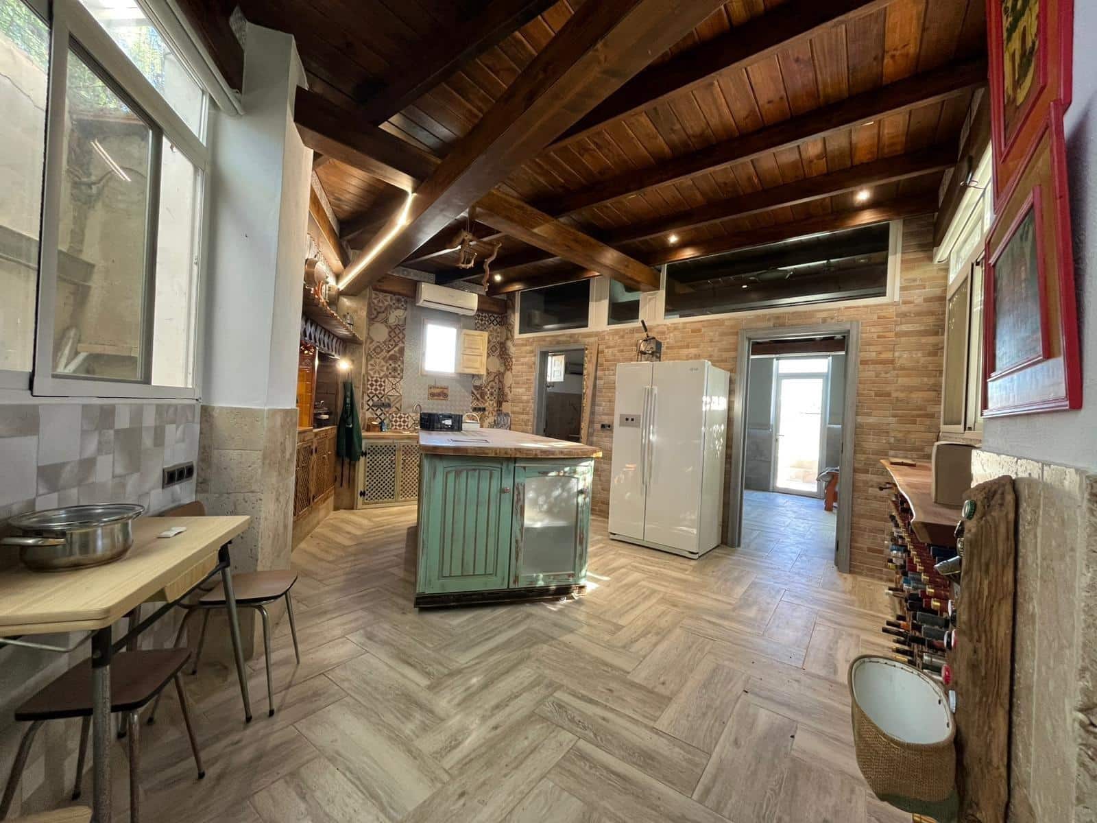 5 sypialnia Finka/Dom wiejski na sprzedaż w Cartama z basenem garażem - 450 000 € (Ref: 9431345)