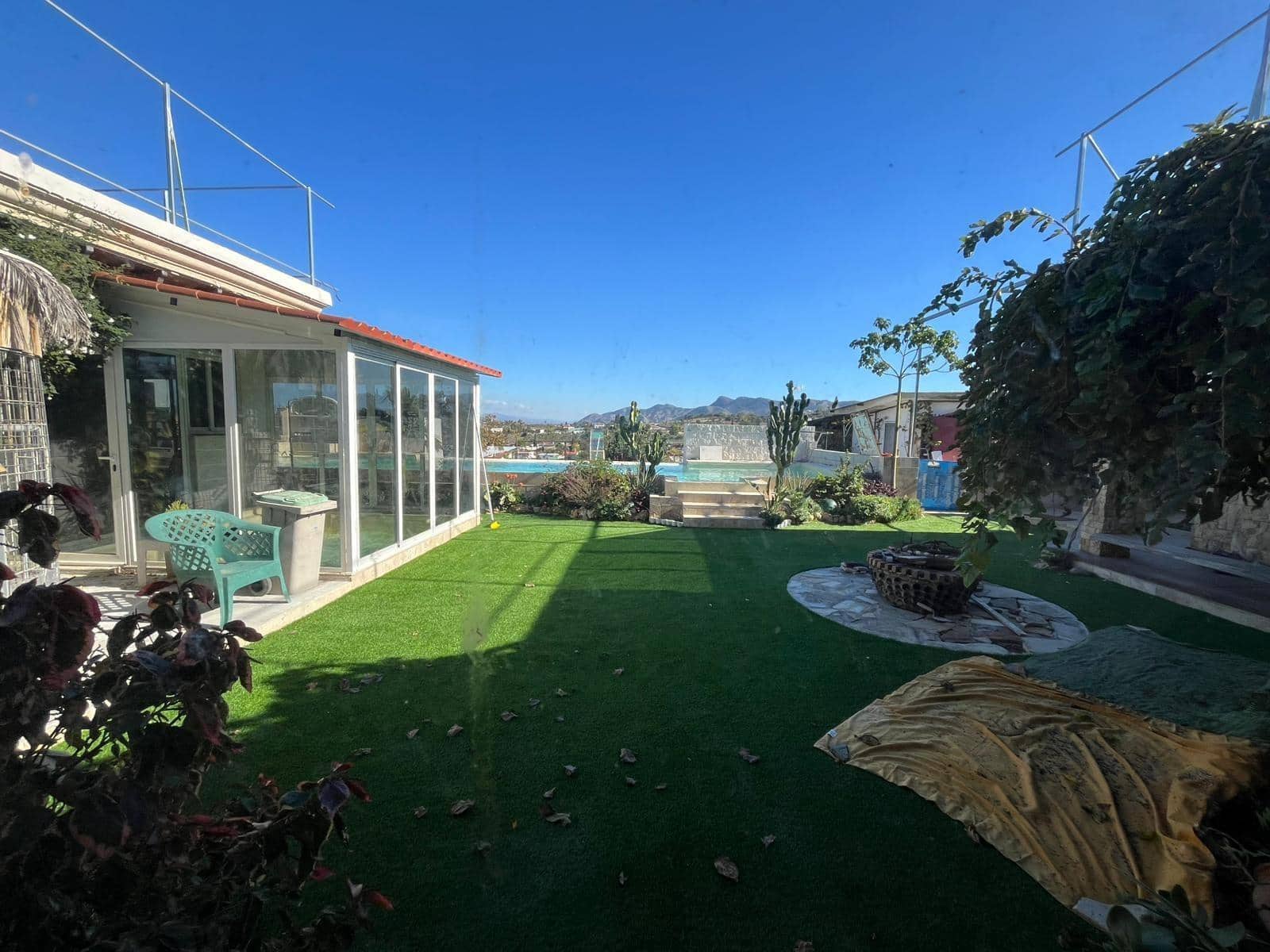 5 sypialnia Finka/Dom wiejski na sprzedaż w Cartama z basenem garażem - 450 000 € (Ref: 9431345)