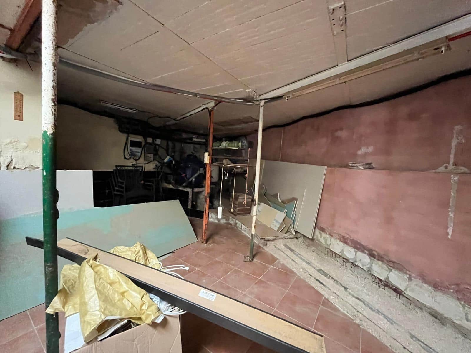 5 sypialnia Finka/Dom wiejski na sprzedaż w Cartama z basenem garażem - 450 000 € (Ref: 9431345)