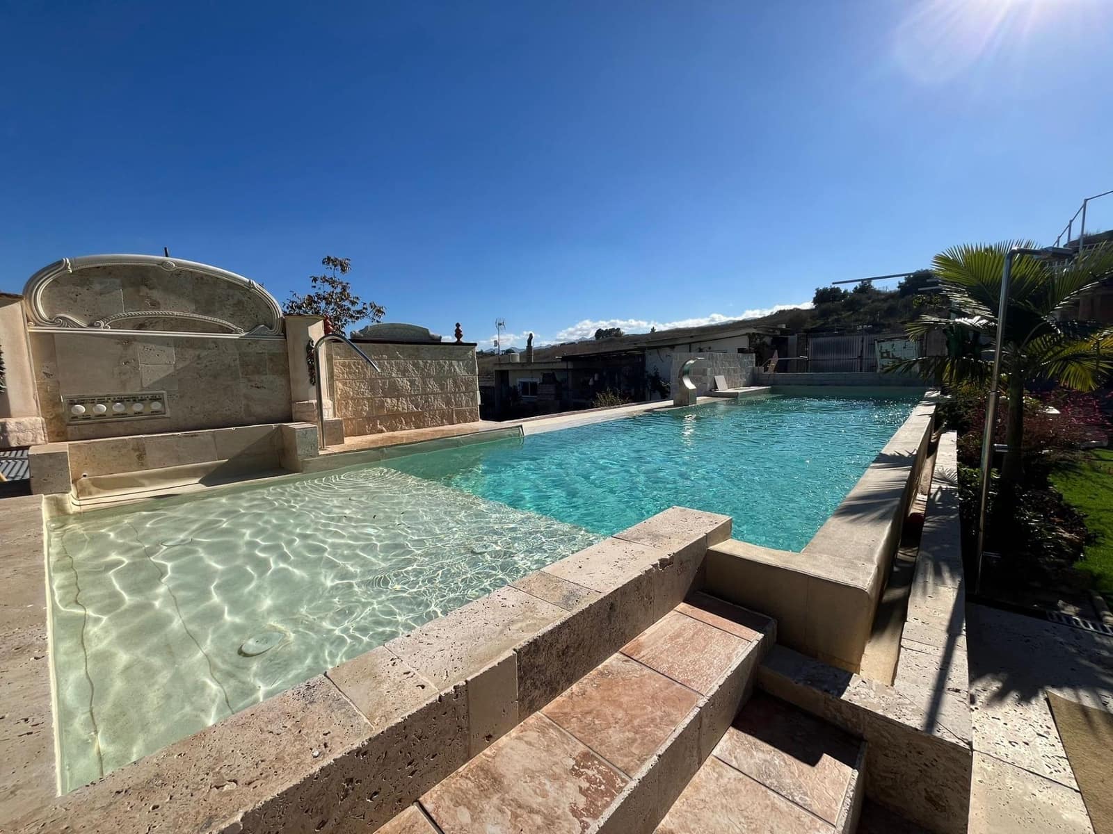 5 sypialnia Finka/Dom wiejski na sprzedaż w Cartama z basenem garażem - 450 000 € (Ref: 9431345)