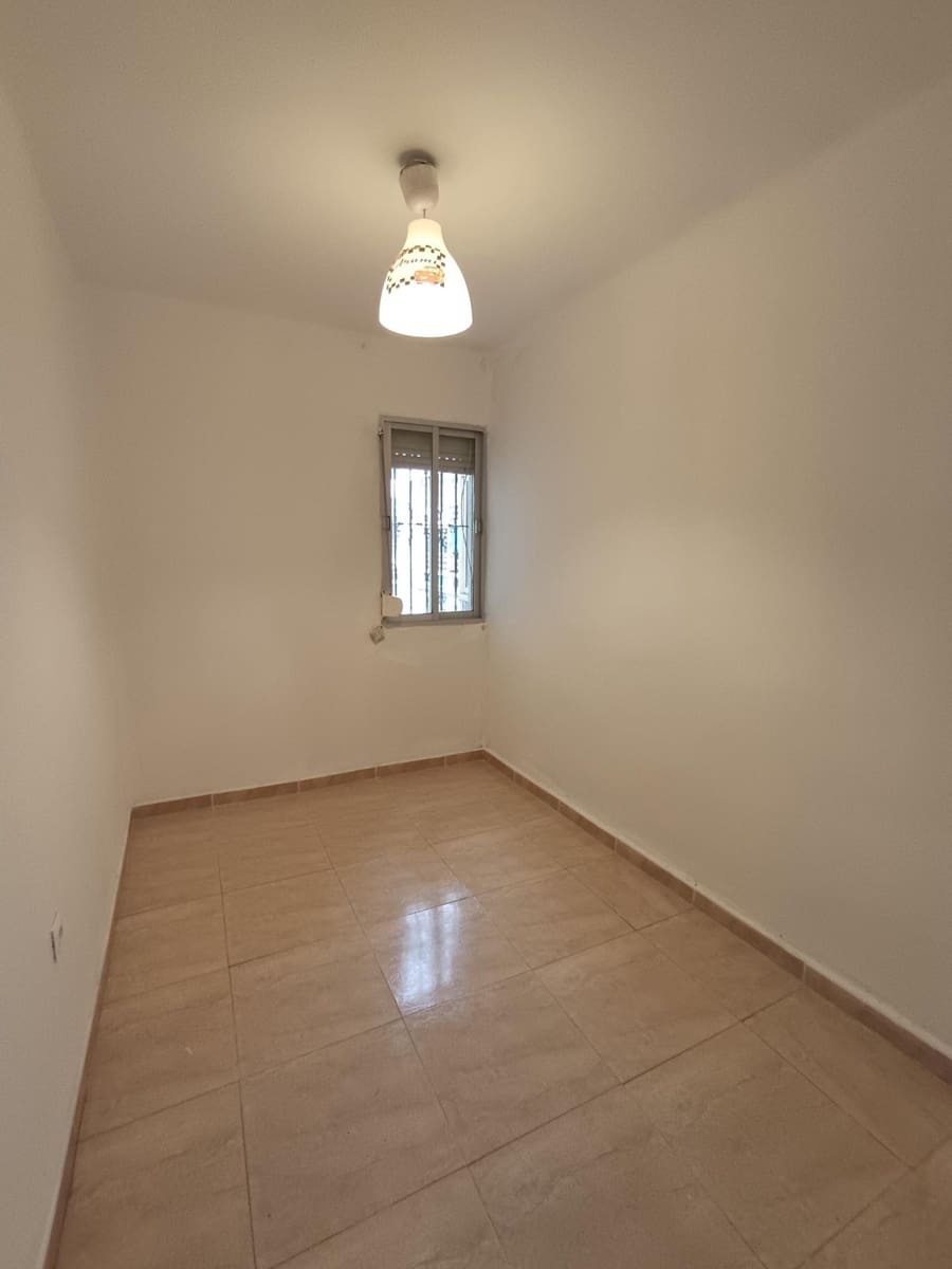 3 bedroom Flat for sale in Torremolinos - € 220,000 (Ref: 9433599)