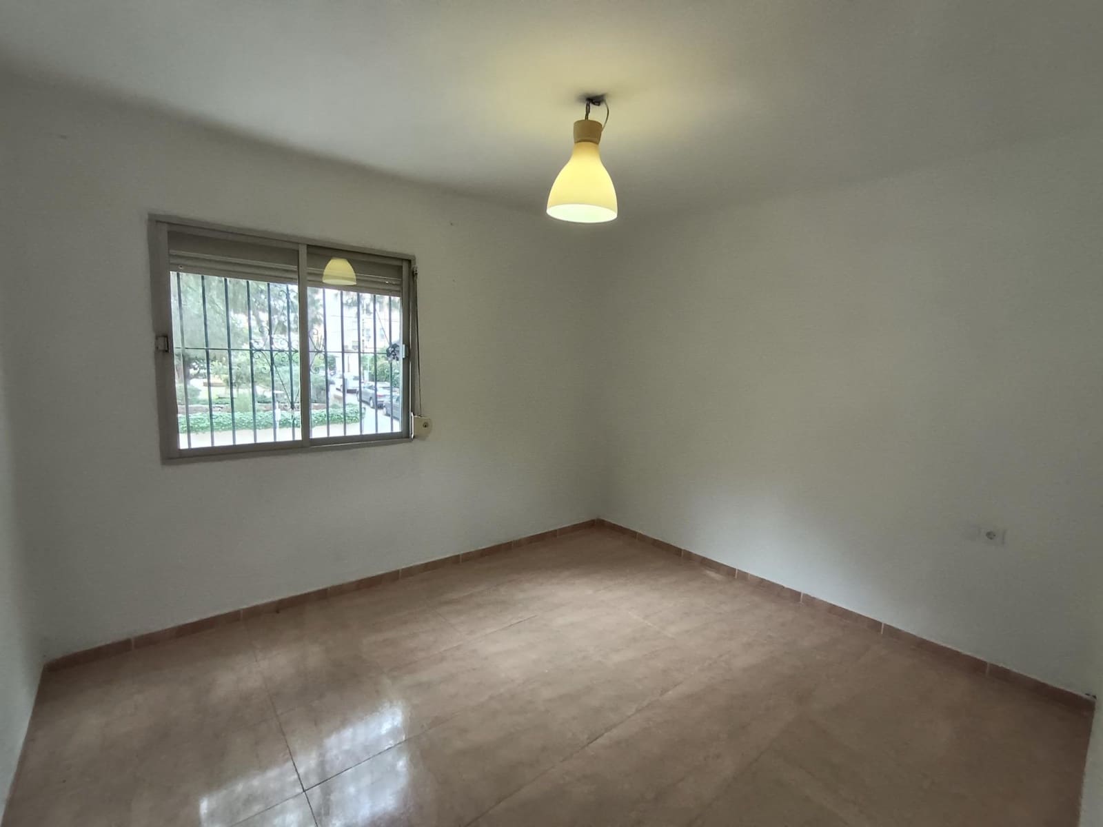 3 bedroom Flat for sale in Torremolinos - € 220,000 (Ref: 9433599)