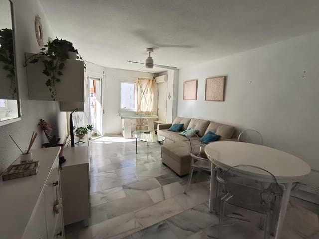 Apartamento de 1 habitación en Benalmádena en venta con piscina - 223.000 € (Ref: 9433602)