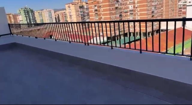 4 sovrum Takvåning till salu i Santa Paula, Málaga stad med pool - 880 000 € (Ref: 9433603)