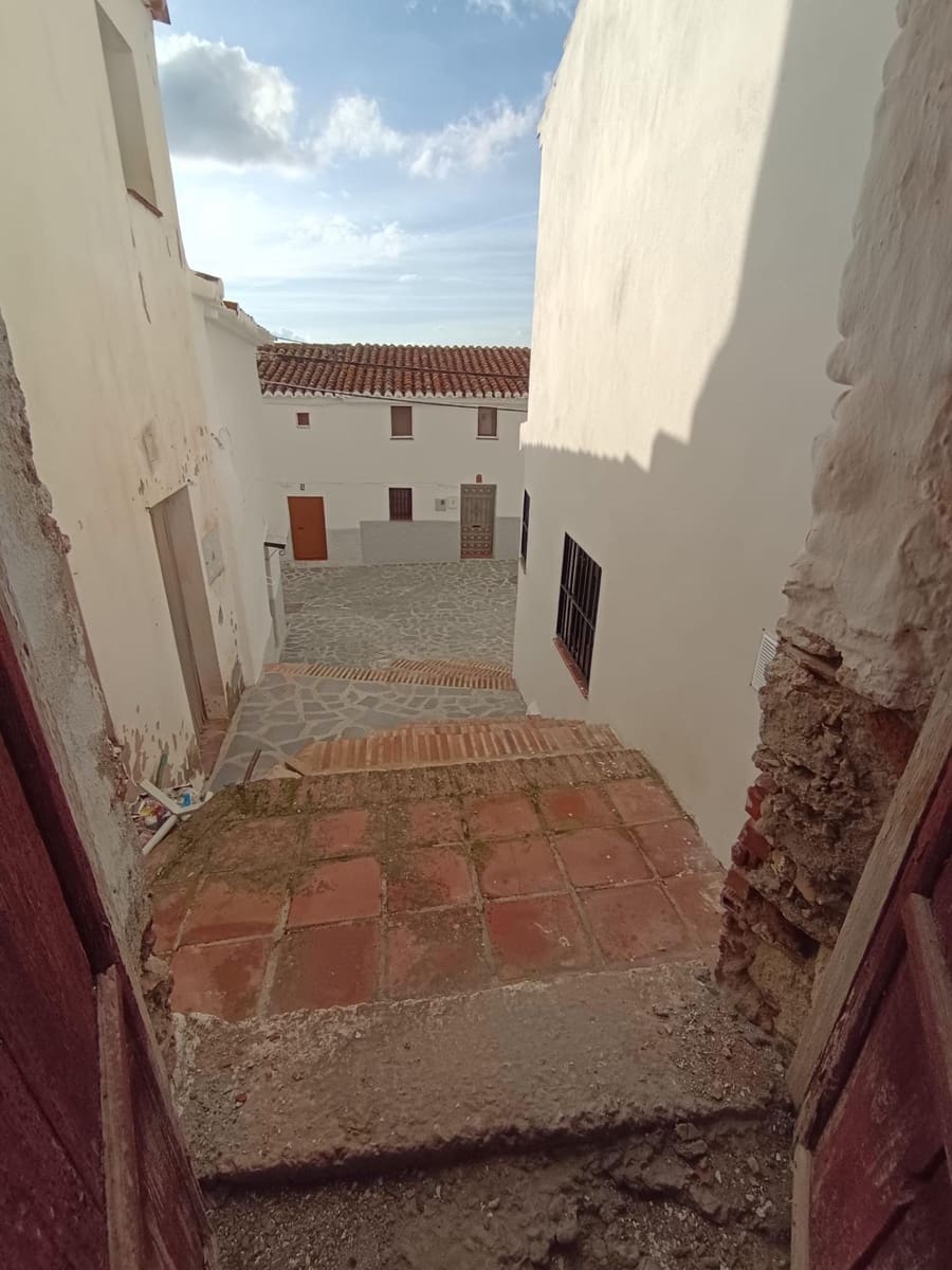 1 chambre Maison de Ville à vendre à Canillas de Aceituno - 15 000 € (Ref: 9437196)