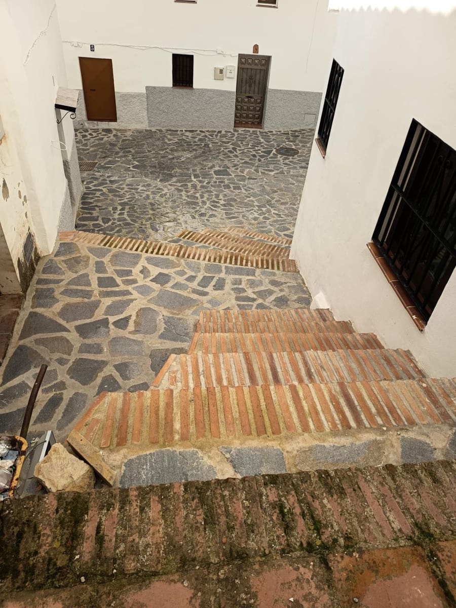 1 chambre Maison de Ville à vendre à Canillas de Aceituno - 15 000 € (Ref: 9437196)