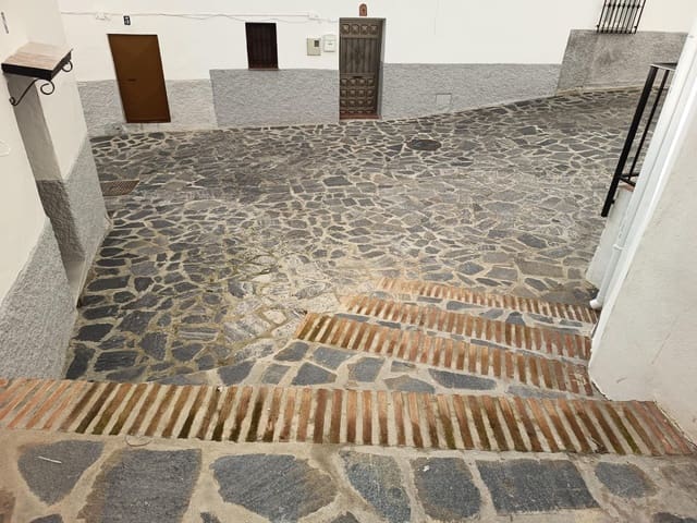 1 chambre Maison de Ville à vendre à Canillas de Aceituno - 15 000 € (Ref: 9437196)