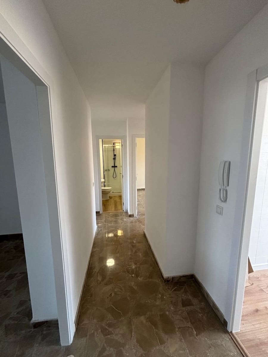 Piso de 4 habitaciones en Málaga ciudad en venta con garaje - 399.000 € (Ref: 9440607)