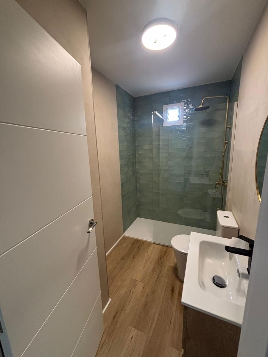 Piso de 4 habitaciones en Málaga ciudad en venta con garaje - 399.000 € (Ref: 9440607)