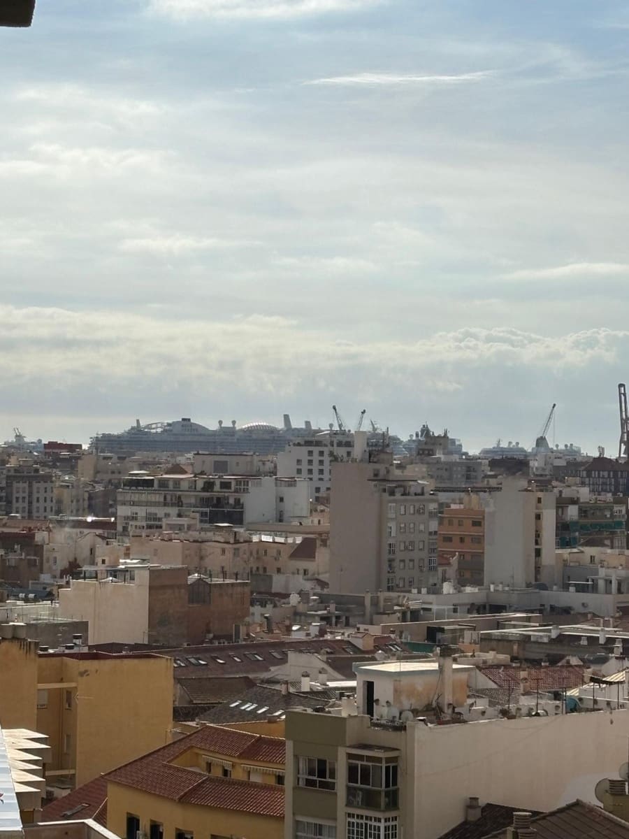 Piso de 4 habitaciones en Málaga ciudad en venta con garaje - 399.000 € (Ref: 9440607)