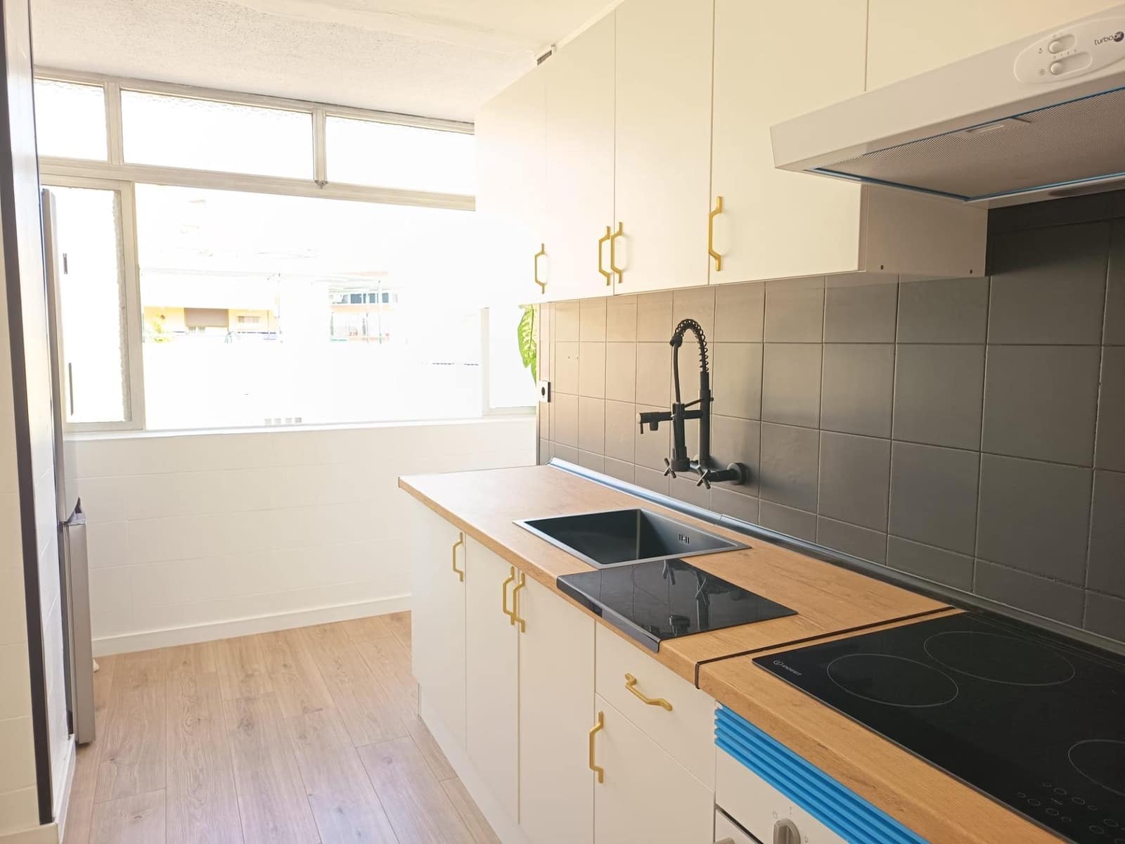 Piso de 4 habitaciones en Málaga ciudad en venta con garaje - 399.000 € (Ref: 9440607)