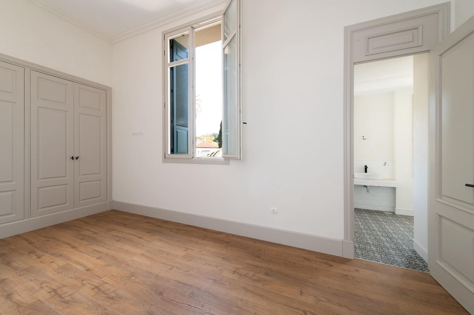 3 soverom Penthouse til salgs i Malaga by med garasje - € 2 340 000 (Ref: 9446435)