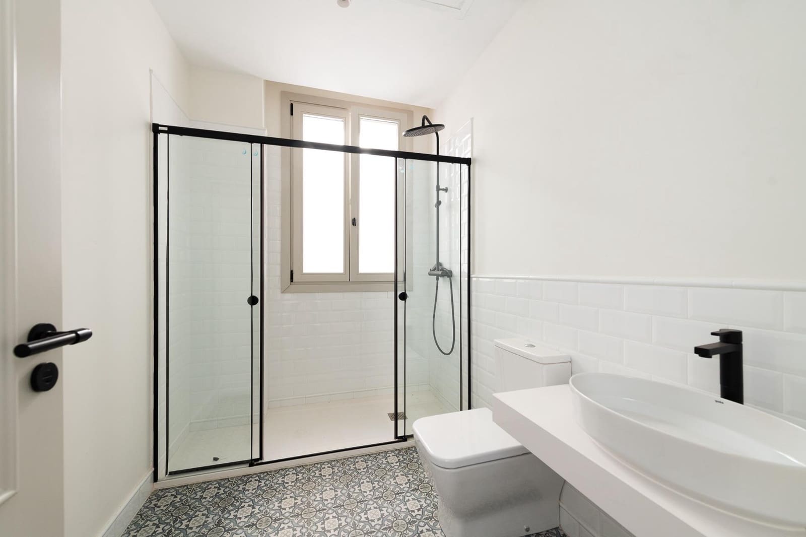 3 soverom Penthouse til salgs i Malaga by med garasje - € 2 340 000 (Ref: 9446435)