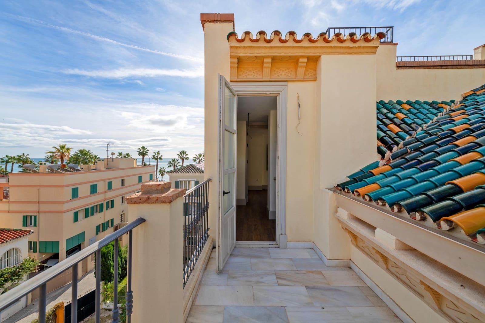 3 soverom Penthouse til salgs i Malaga by med garasje - € 2 340 000 (Ref: 9446435)