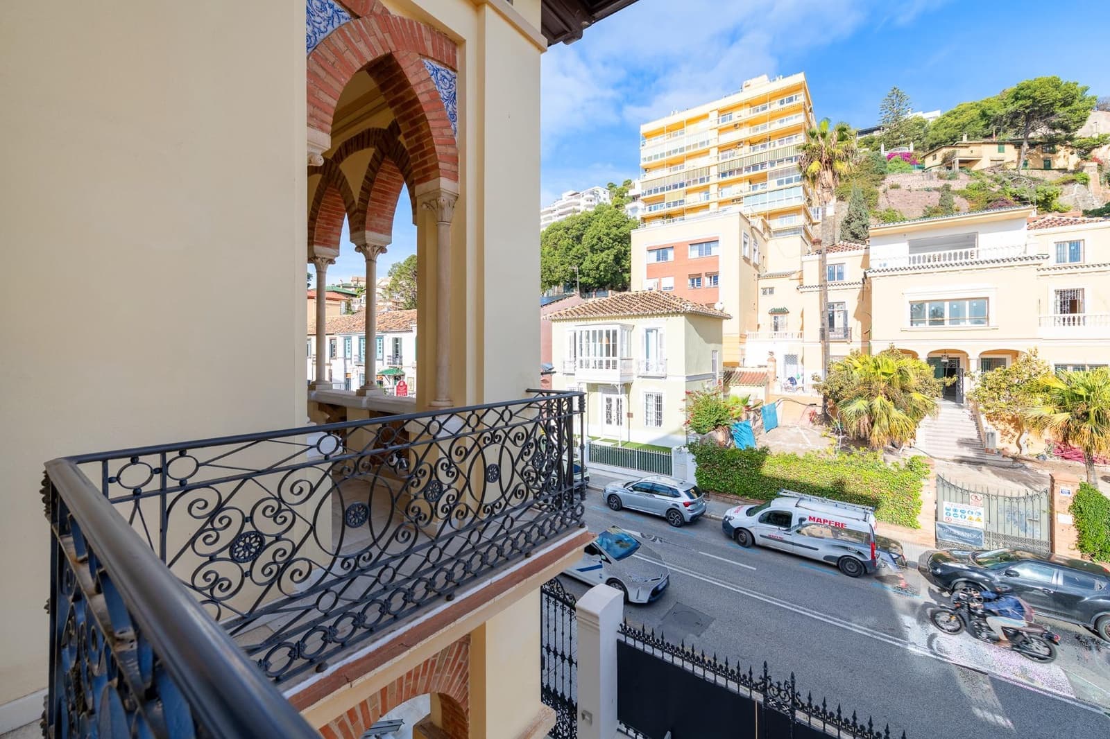 3 soverom Penthouse til salgs i Malaga by med garasje - € 2 340 000 (Ref: 9446435)