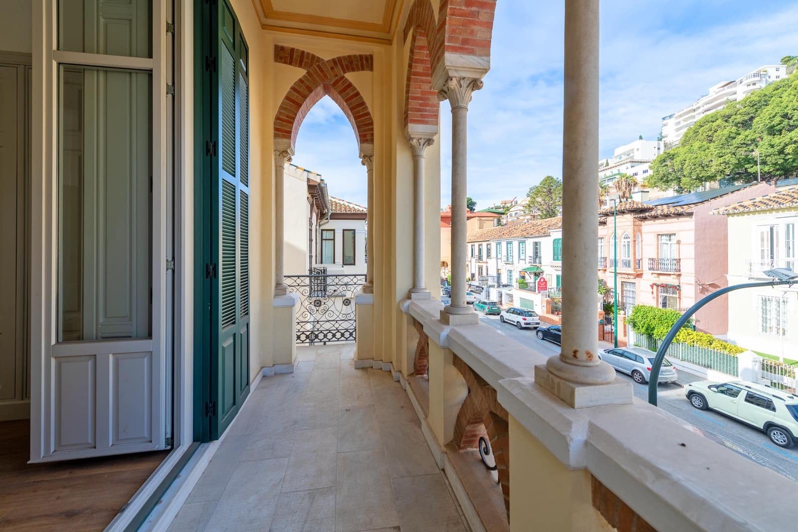 3 soverom Penthouse til salgs i Malaga by med garasje - € 2 340 000 (Ref: 9446435)