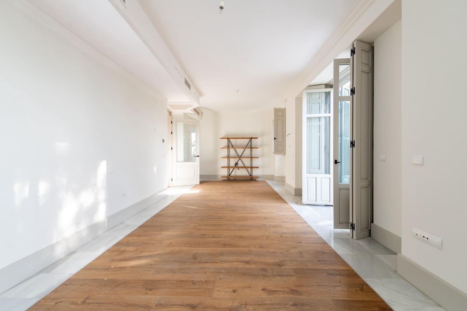 3 sypialnia Penthouse na sprzedaż w Miasto Malaga z garażem - 2 250 000 € (Ref: 9449381)