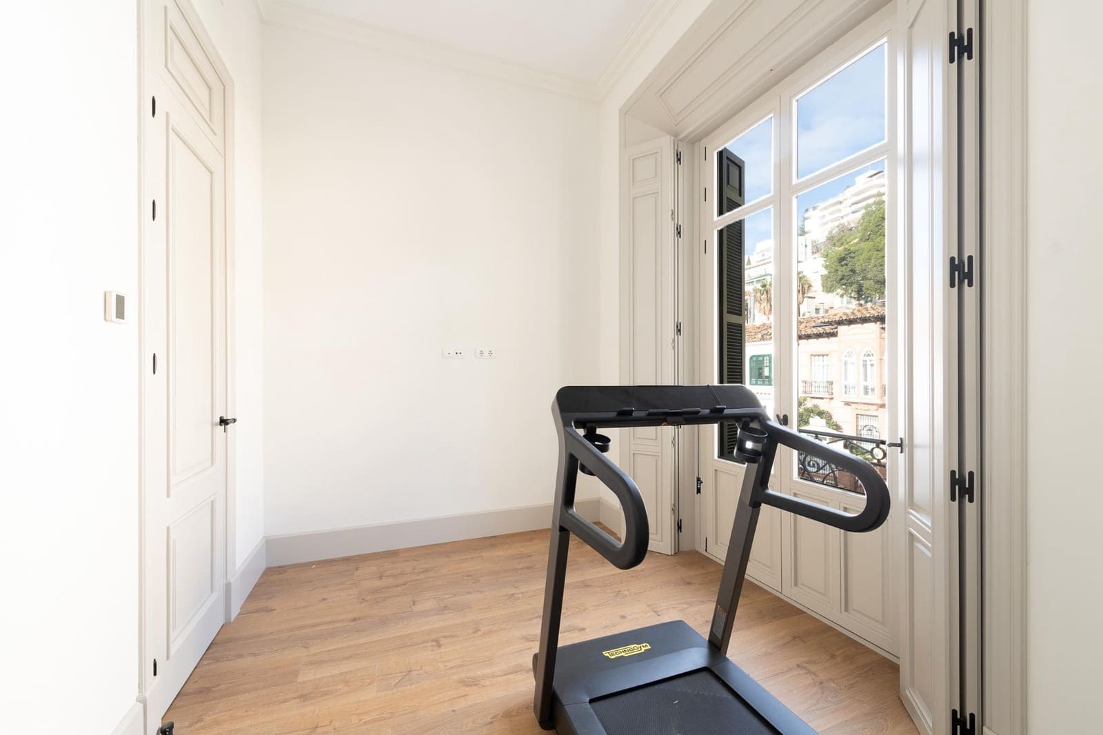 3 sypialnia Penthouse na sprzedaż w Miasto Malaga z garażem - 2 250 000 € (Ref: 9449381)