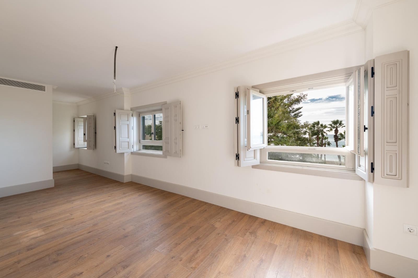 3 sypialnia Penthouse na sprzedaż w Miasto Malaga z garażem - 2 250 000 € (Ref: 9449381)
