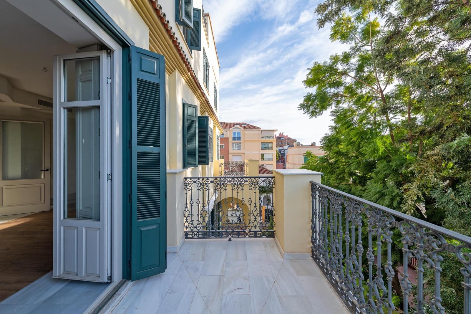 3 sypialnia Penthouse na sprzedaż w Miasto Malaga z garażem - 2 250 000 € (Ref: 9449381)