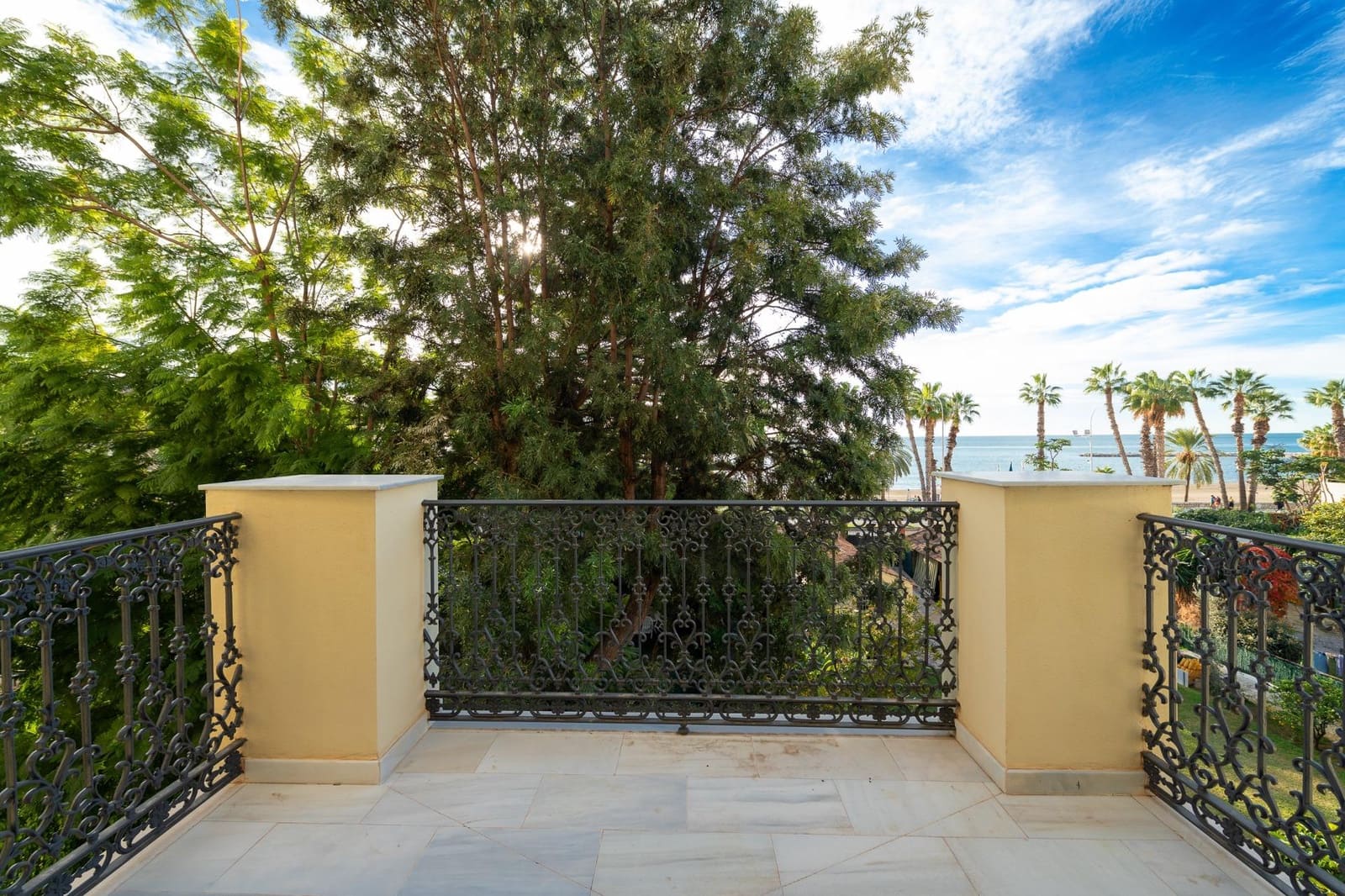 3 sypialnia Penthouse na sprzedaż w Miasto Malaga z garażem - 2 250 000 € (Ref: 9449381)