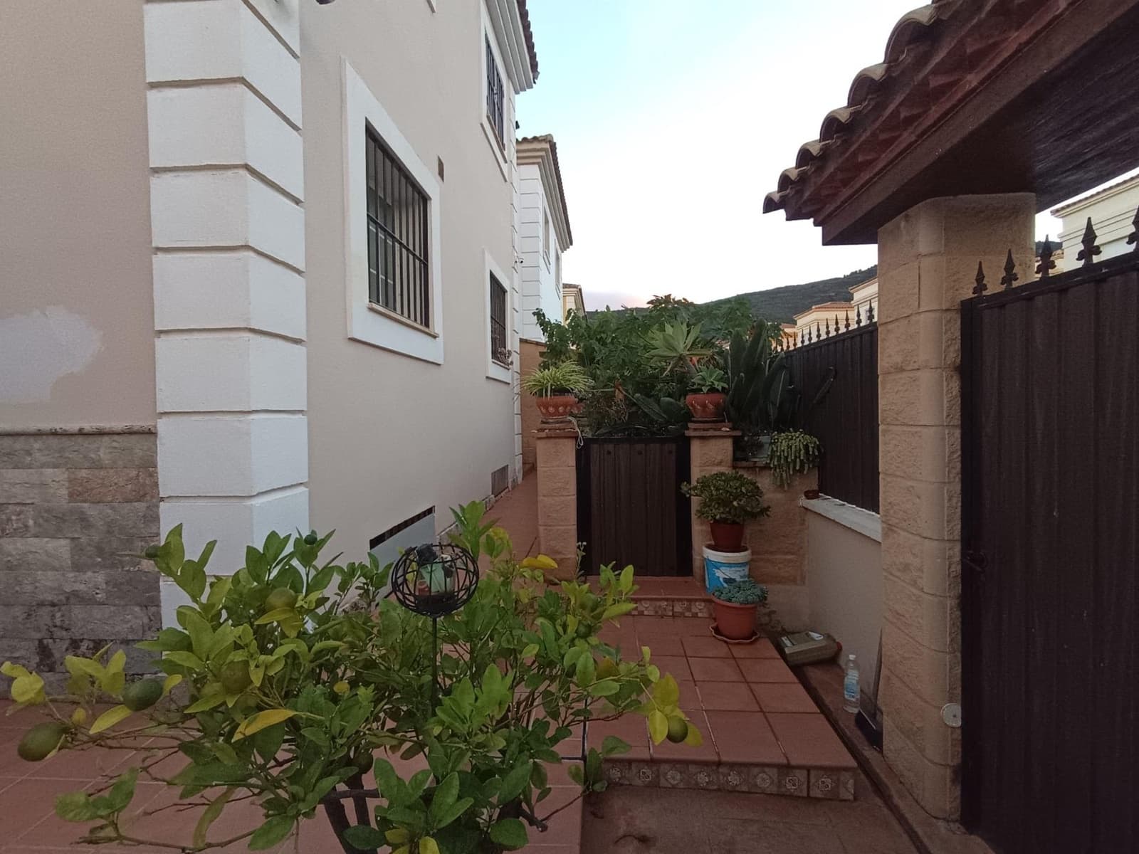 3 makuuhuone Huvila myytävänä paikassa Alhaurin de la Torre - 800 000 € (Ref: 9452221)