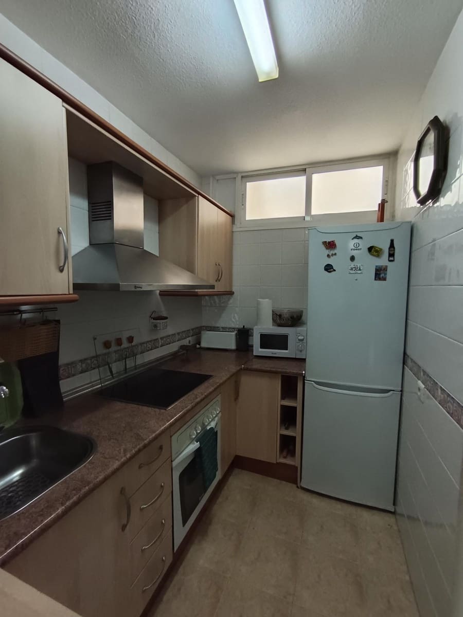 Piso de 2 habitaciones en Benalmadena Costa en venta - 467.000 € (Ref: 9456349)