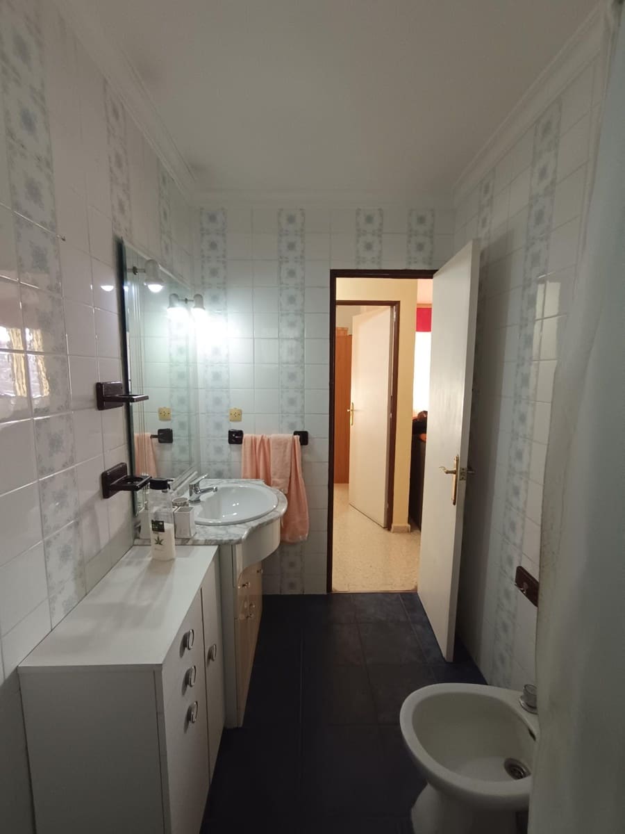 3 quarto Apartamento para venda em Malaga cidade - 238 000 € (Ref: 9456350)