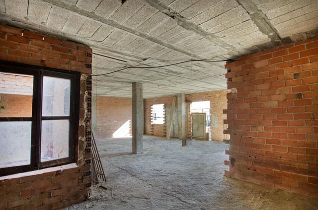 3 soveværelse Rækkehus til salg i Vélez-Málaga med garage - € 175.000 (Ref: 9465652)