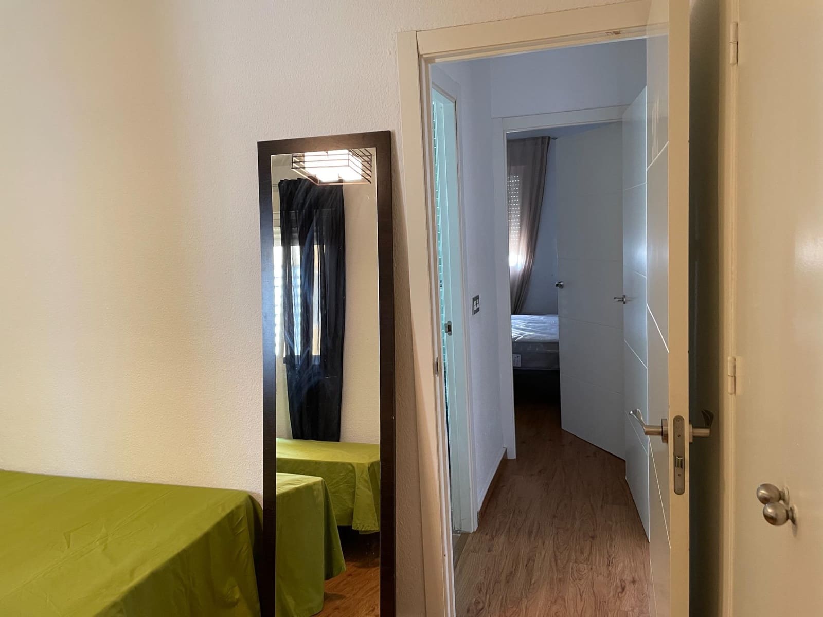 Piso de 2 habitaciones en Torremolinos en venta con piscina garaje - 275.000 € (Ref: 9481257)