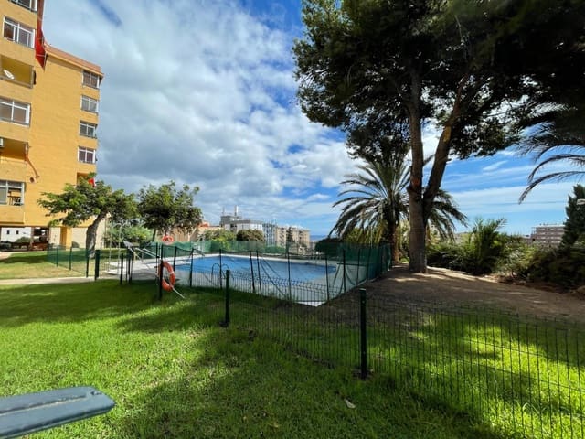 Piso de 2 habitaciones en Torremolinos en venta con piscina garaje - 275.000 € (Ref: 9481257)