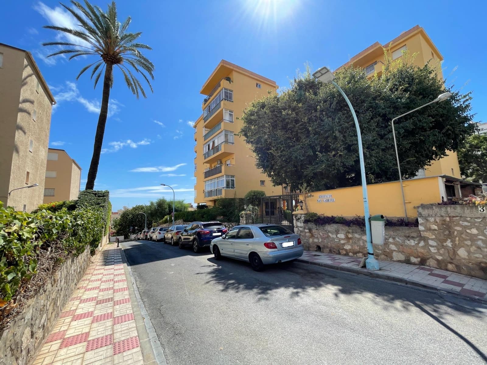 Piso de 2 habitaciones en Torremolinos en venta con piscina garaje - 275.000 € (Ref: 9481257)