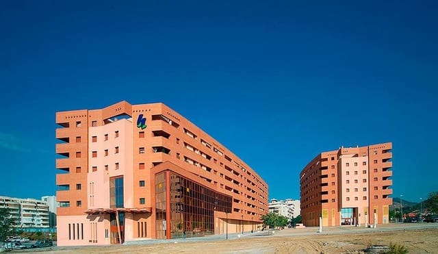 4 soveværelse Lejlighed til salg i Málaga by - € 670.000 (Ref: 9481258)