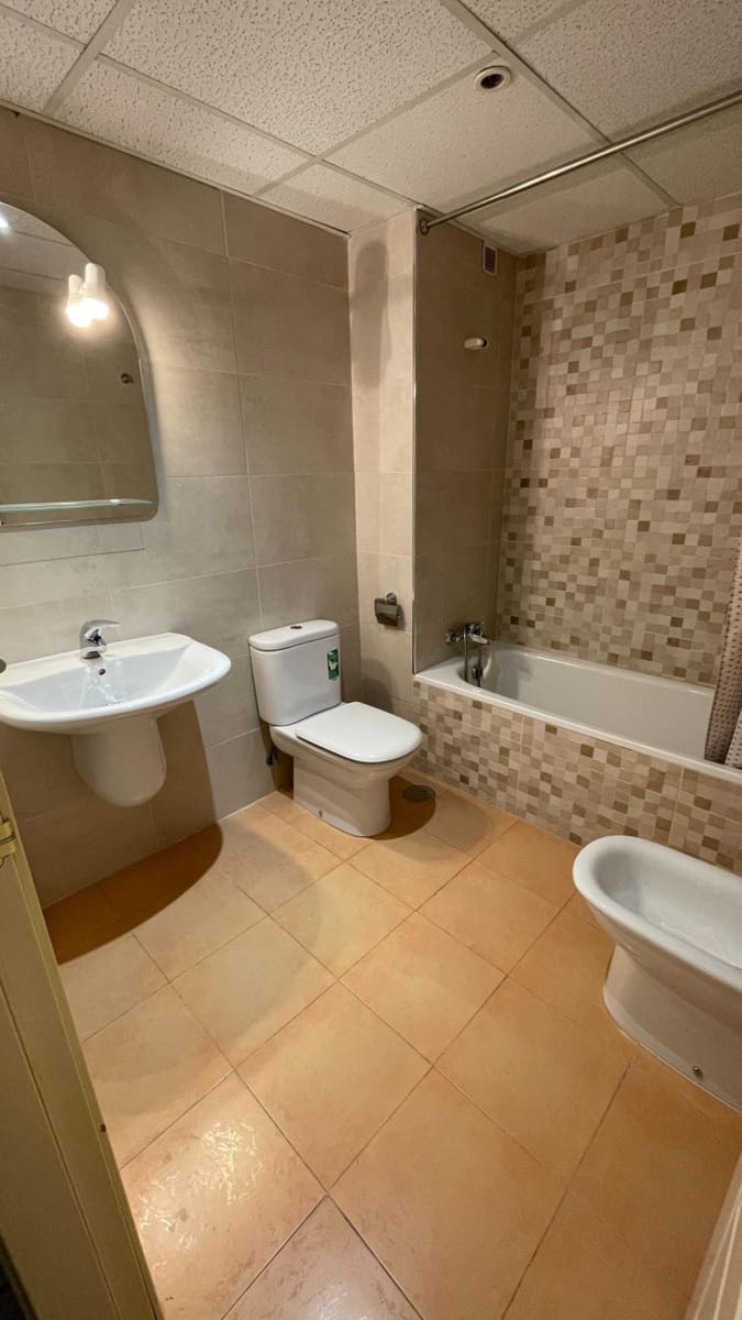 4 soveværelse Lejlighed til salg i Malaga by - € 670.000 (Ref: 9481258)