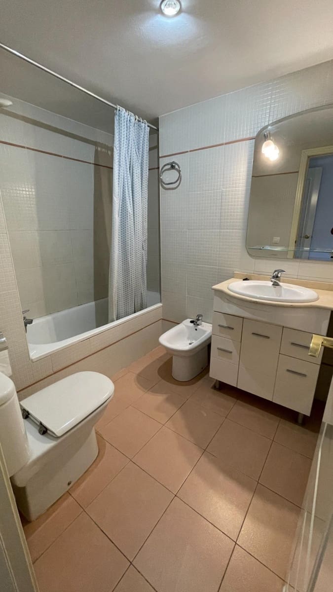 4 soveværelse Lejlighed til salg i Malaga by - € 670.000 (Ref: 9481258)