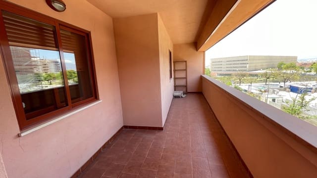4 soveværelse Lejlighed til salg i Málaga by - € 670.000 (Ref: 9481258)