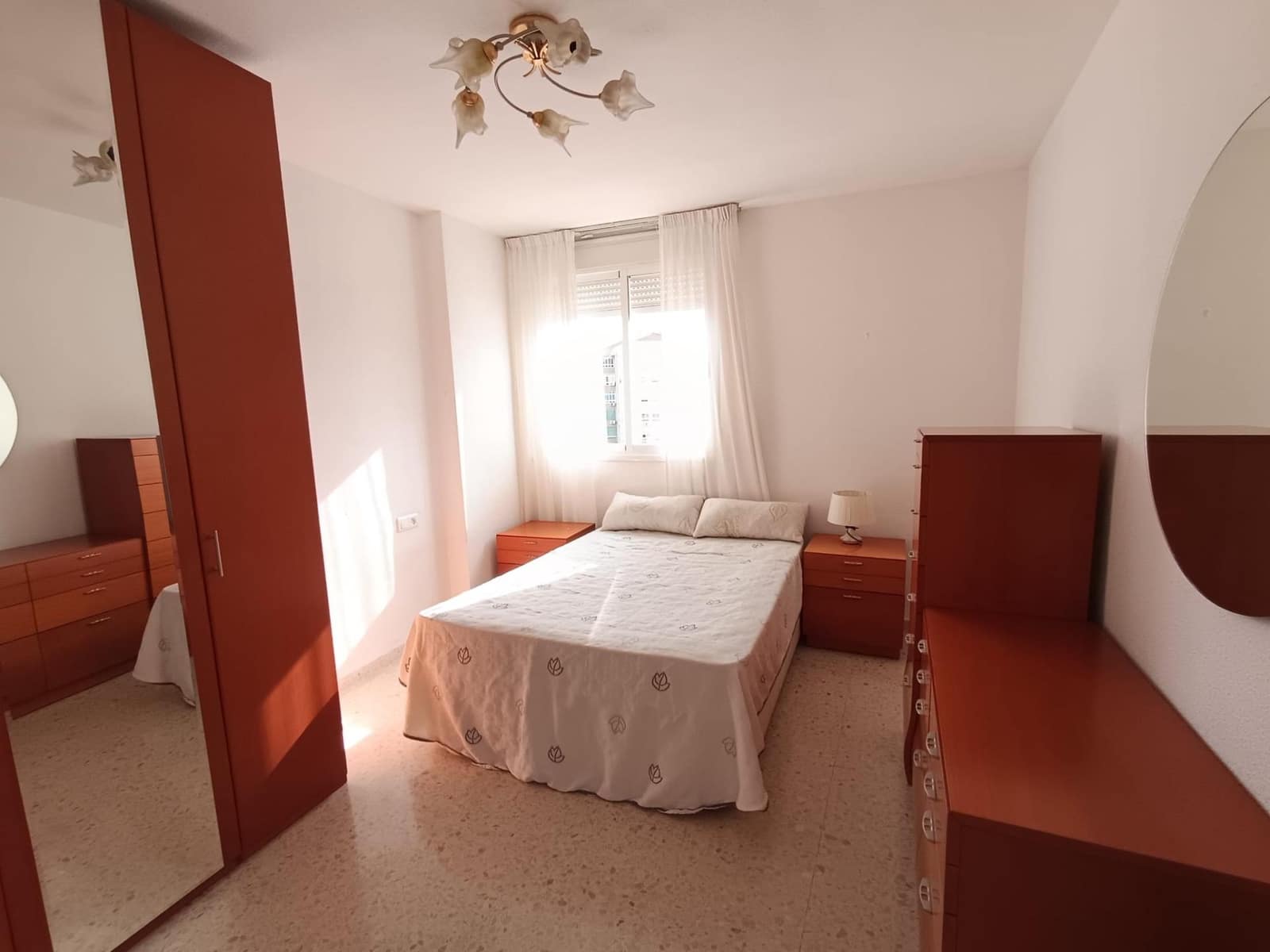 Piso de 3 habitaciones en Málaga ciudad en venta - 299.000 € (Ref: 9491493)
