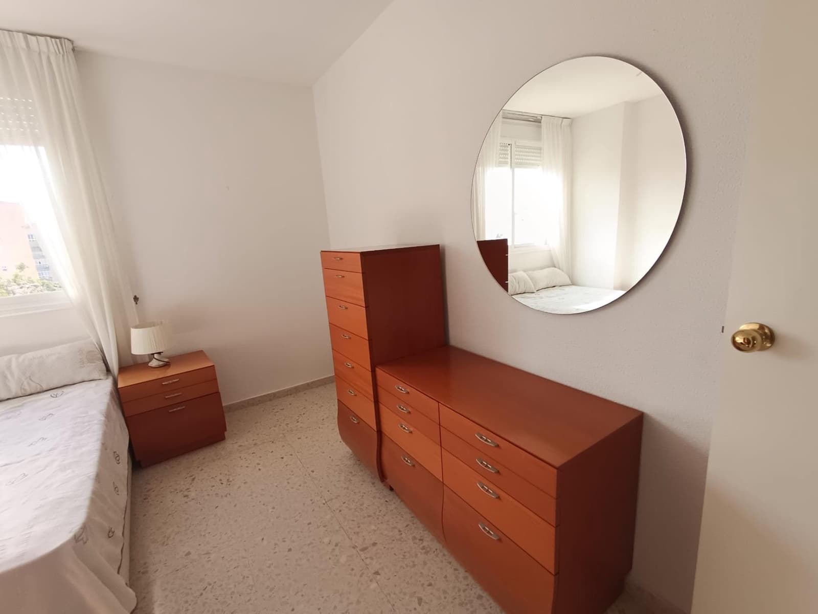 Piso de 3 habitaciones en Málaga ciudad en venta - 299.000 € (Ref: 9491493)