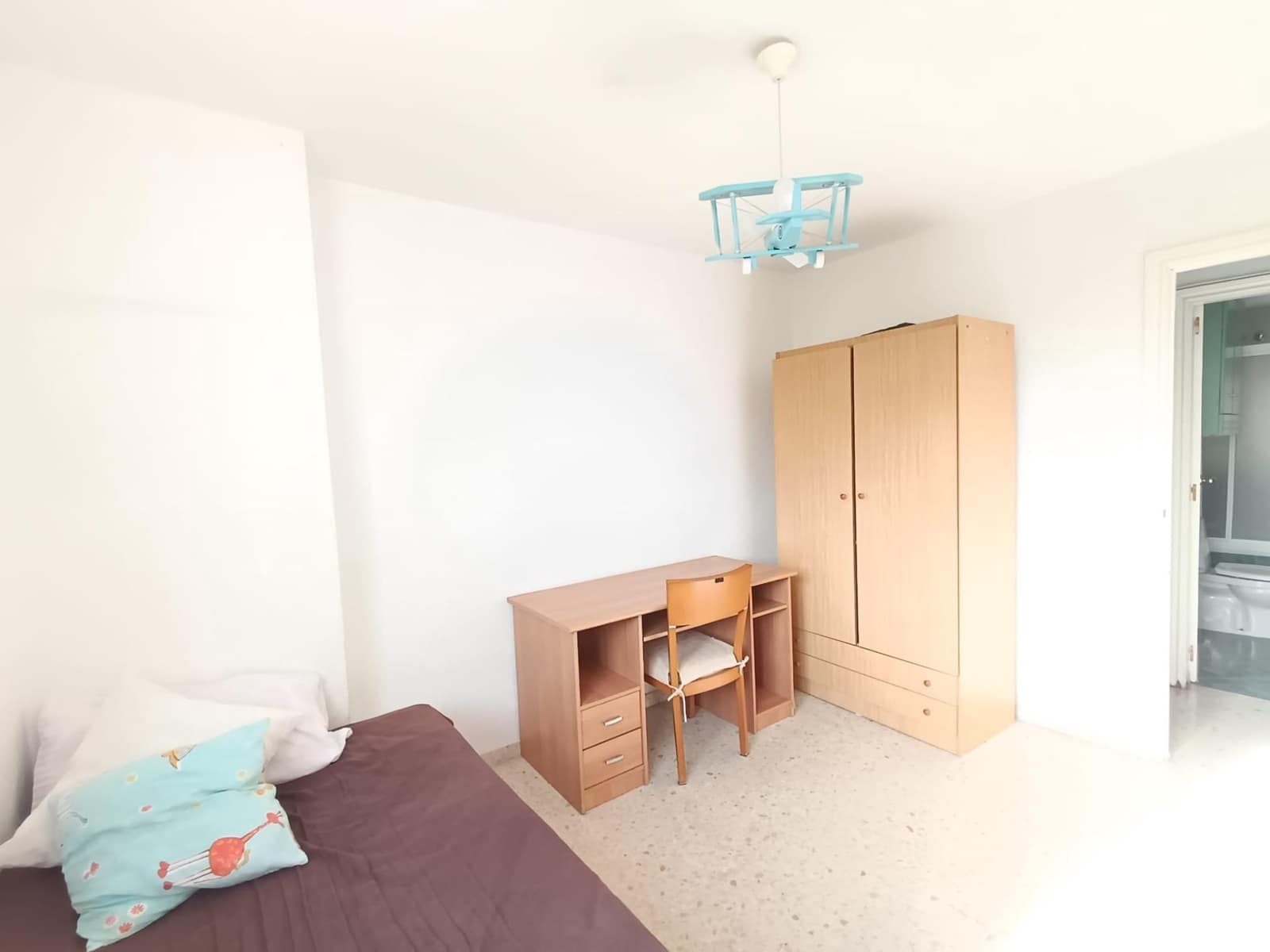 Piso de 3 habitaciones en Málaga ciudad en venta - 299.000 € (Ref: 9491493)