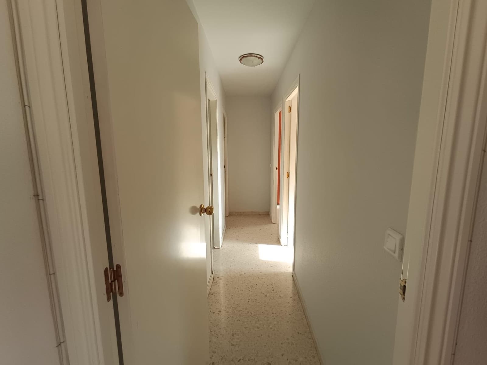 Piso de 3 habitaciones en Málaga ciudad en venta - 299.000 € (Ref: 9491493)