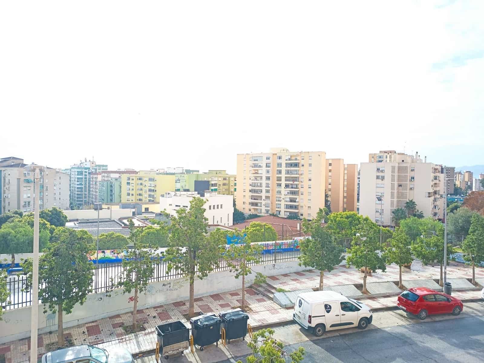 Piso de 3 habitaciones en Málaga ciudad en venta - 299.000 € (Ref: 9491493)