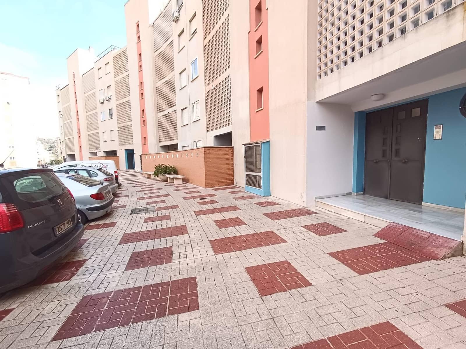 Piso de 3 habitaciones en Málaga ciudad en venta - 299.000 € (Ref: 9491493)