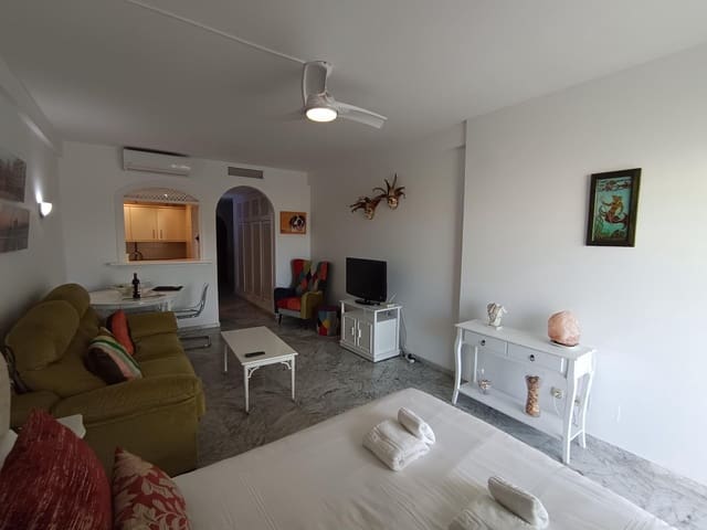 Studio til salg i Puerto Marina, Benalmádena med swimmingpool - € 400.000 (Ref: 9502446)