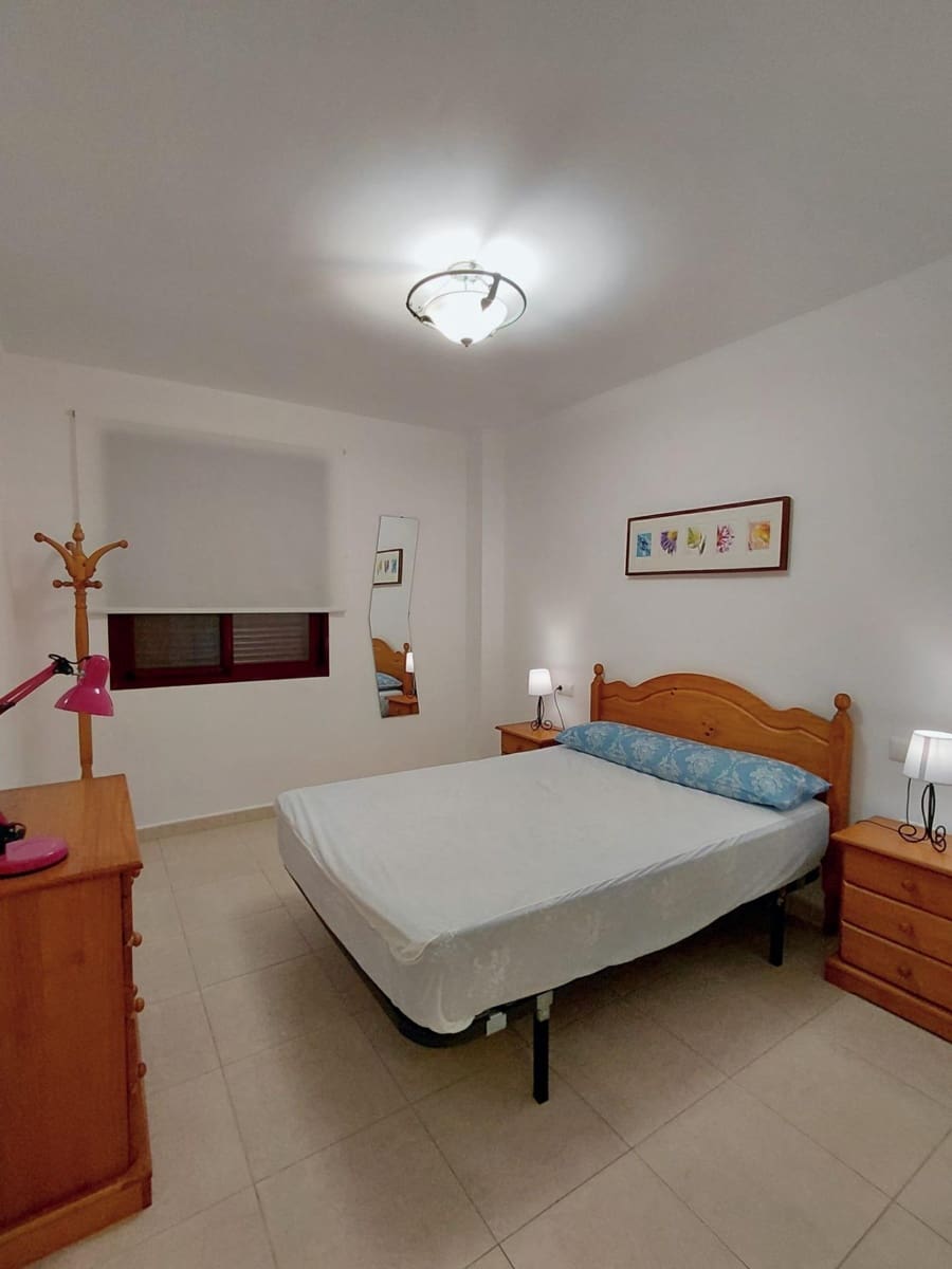 2 slaapkamer Flat te huur in Rincon de la Victoria met zwembad garage - € 1.000 (Ref: 9504357)